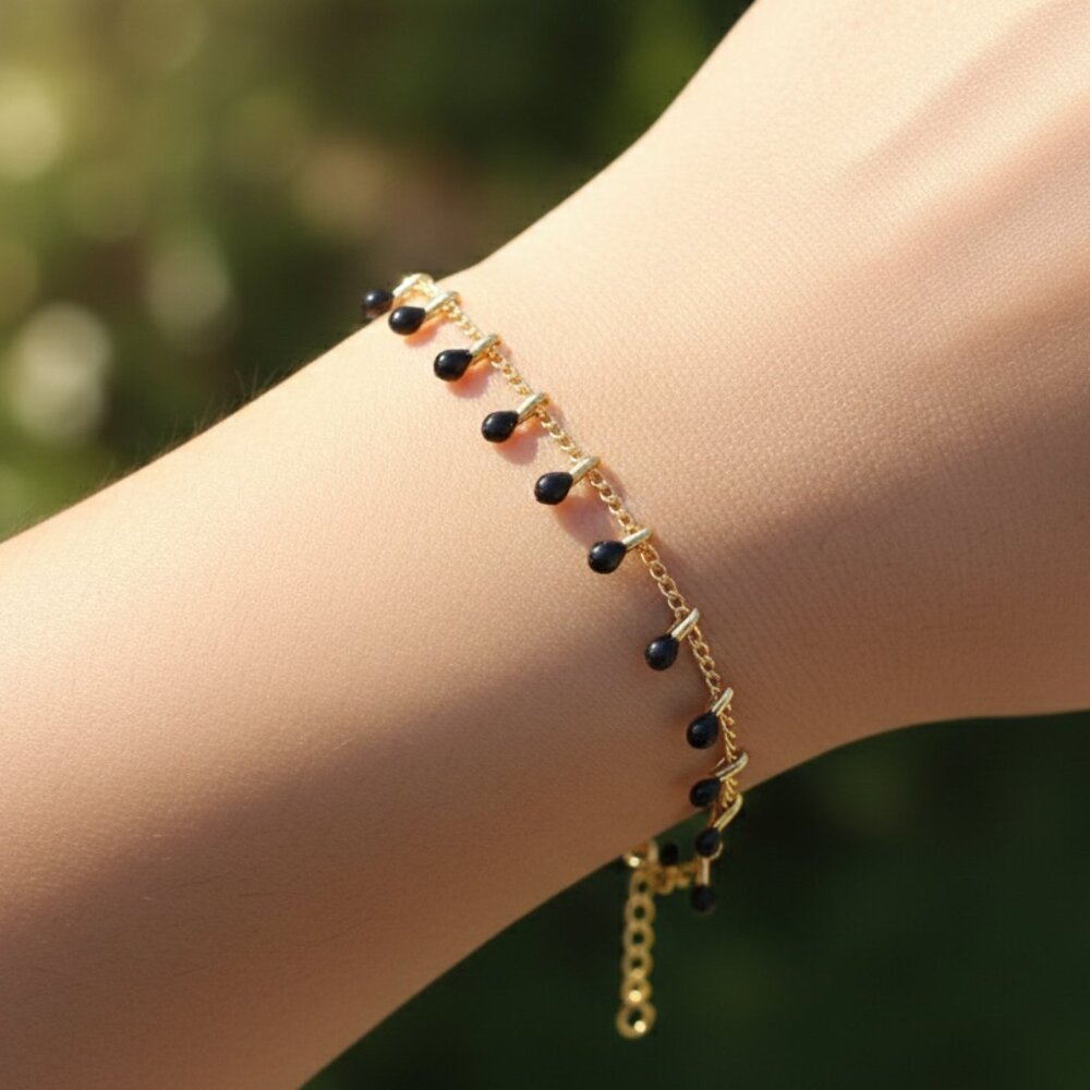"Trendy Handmade Bracelet – A Stylish Gift for Women & Girls, MAR091326